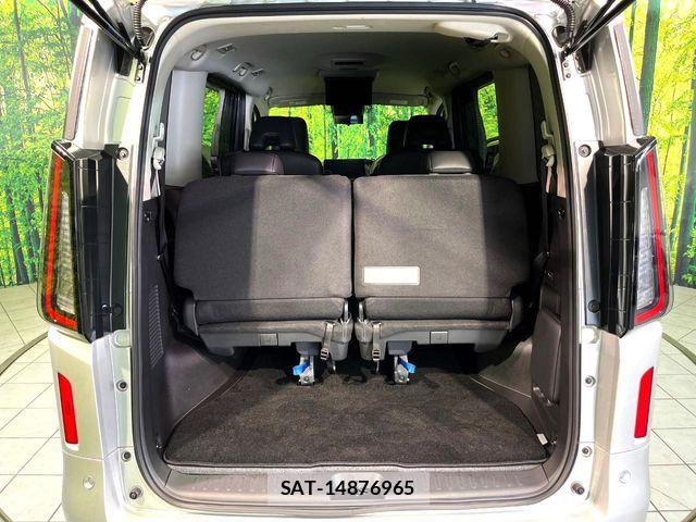 Nissan SERENA 2024-10 8146660-10