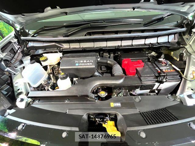Nissan SERENA 2024-10 8146660-18