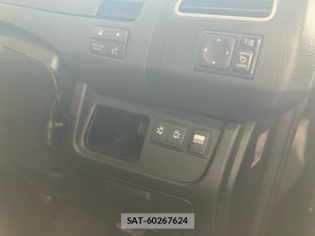 Nissan SERENA 2013-04 8146662-14