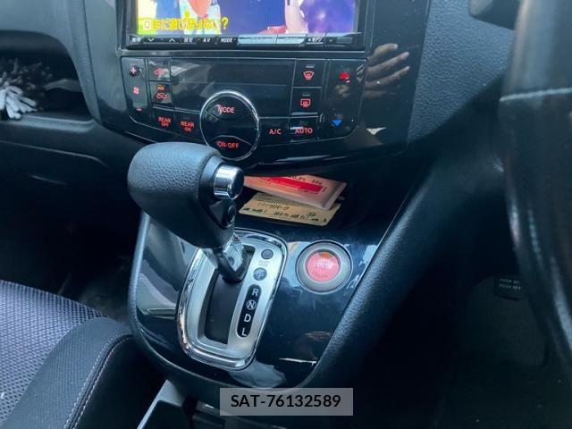 Nissan SERENA 2011-06 8159189-24