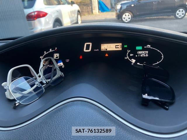 Nissan SERENA 2011-06 8159189-25