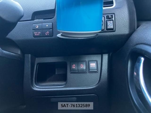 Nissan SERENA 2011-06 8159189-26