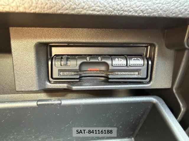 Nissan SERENA 2011-10 8159188-10