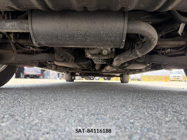 Nissan SERENA 2011-10 8159188-22