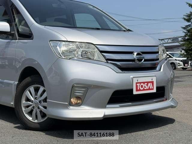 Nissan SERENA 2011-10 8159188-26