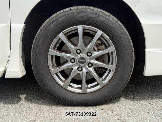 Nissan SERENA 2014-01 8210100-16