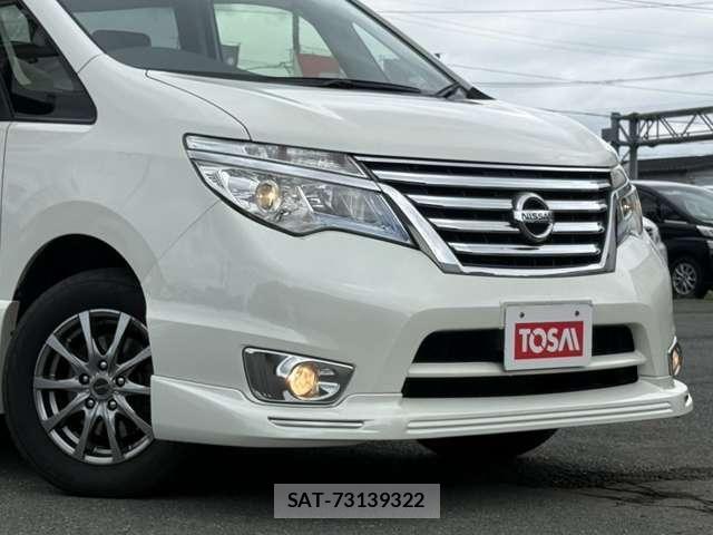Nissan SERENA 2014-01 8210100-26