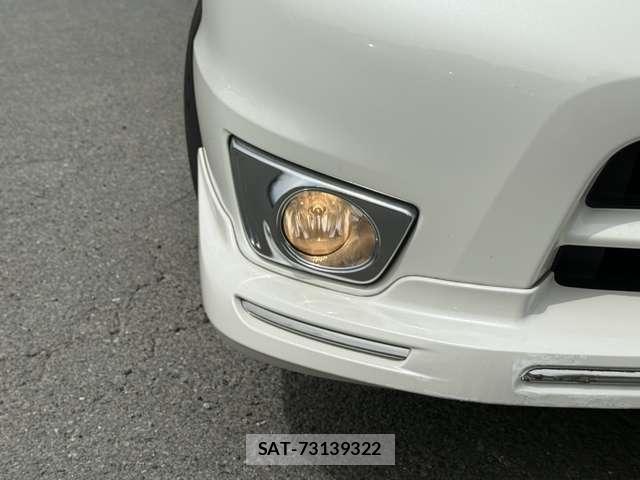 Nissan SERENA 2014-01 8210100-27