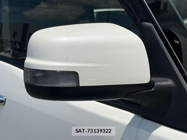 Nissan SERENA 2014-01 8210100-29