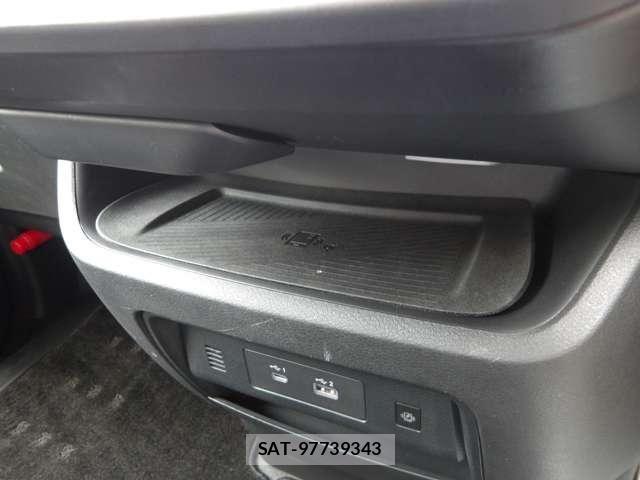 Nissan SERENA 2023-06 8210099-21