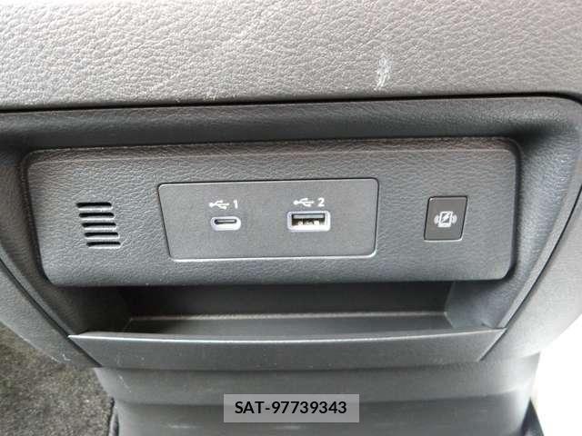 Nissan SERENA 2023-06 8210099-22