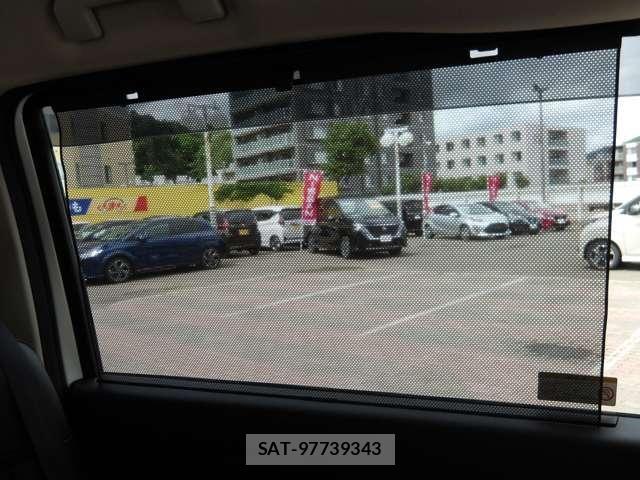 Nissan SERENA 2023-06 8210099-28