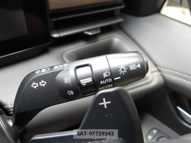 Nissan SERENA 2023-06 8210099-8