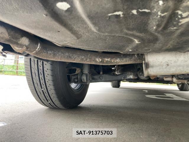 Nissan SERENA 2011-09 8210101-10