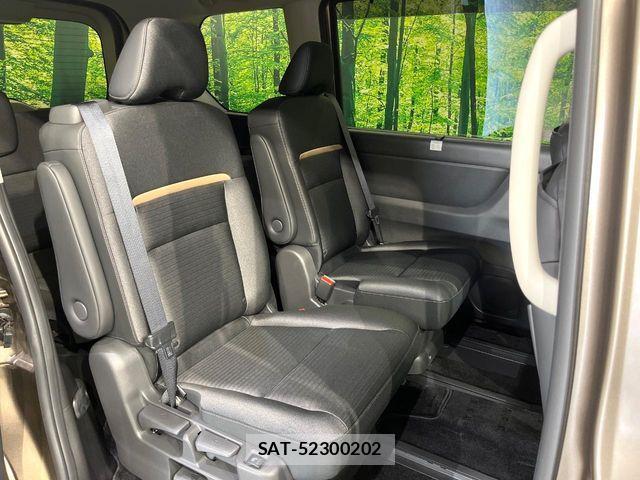 Nissan SERENA 2025-02 8210096-10