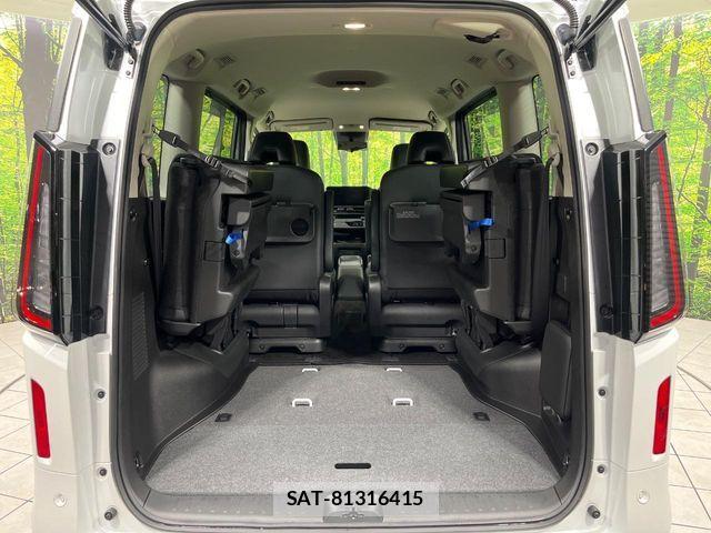 Nissan SERENA 2025-02 8210097-10