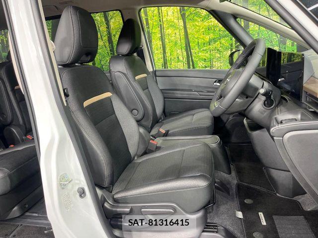 Nissan SERENA 2025-02 8210097-7