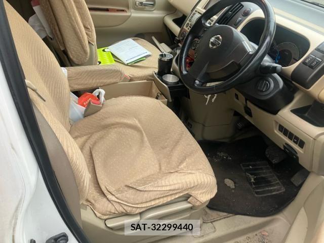Nissan SERENA 2006-05 8231709-12
