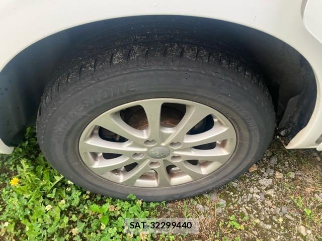 Nissan SERENA 2006-05 8231709-5