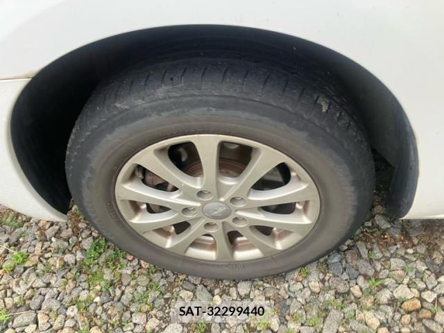 Nissan SERENA 2006-05 8231709-7