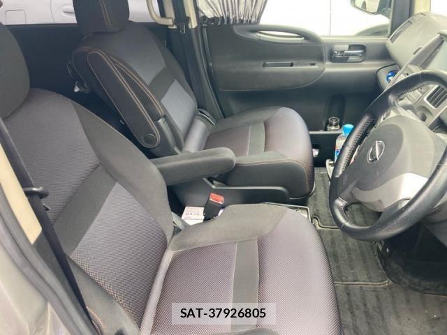 Nissan SERENA 2009-12 8231711-14