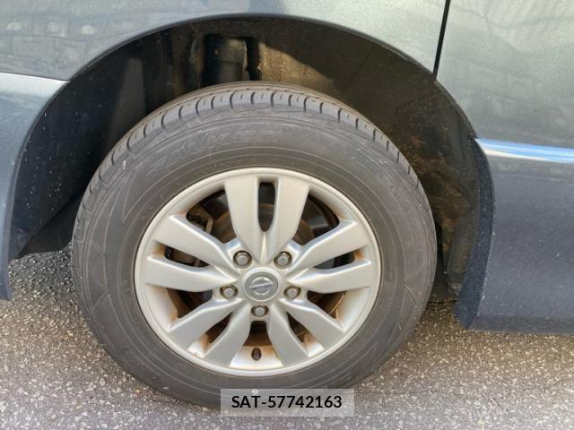 Nissan SERENA 2011-11 8231712-7