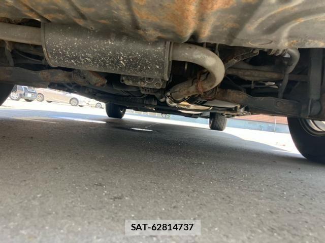 Nissan SERENA 2009-09 8231710-10