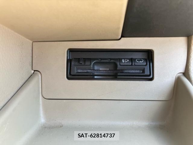 Nissan SERENA 2009-09 8231710-22