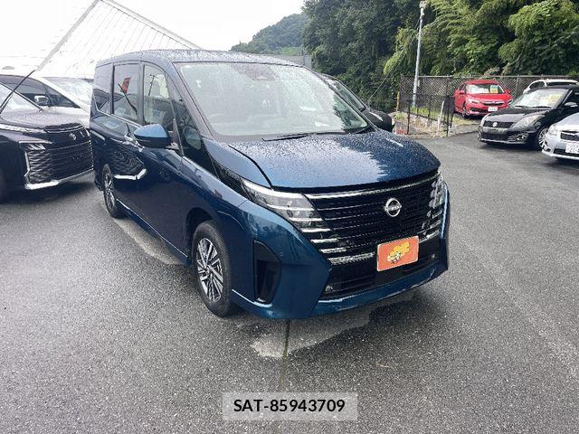 Nissan SERENA 2023-07 8231708-0