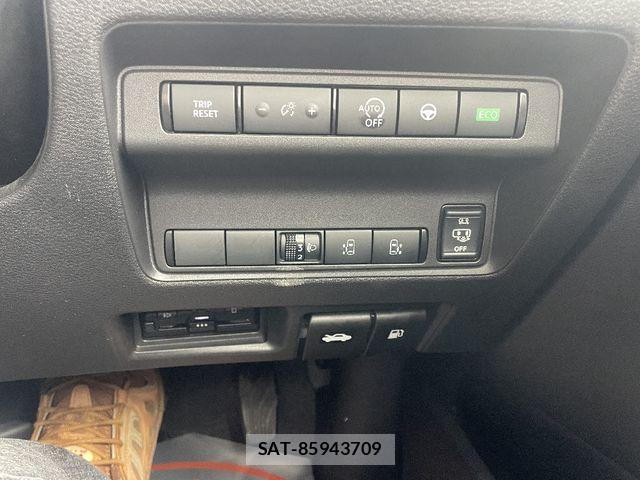Nissan SERENA 2023-07 8231708-13