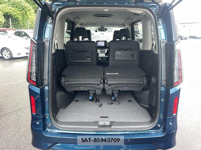 Nissan SERENA 2023-07 8231708-3