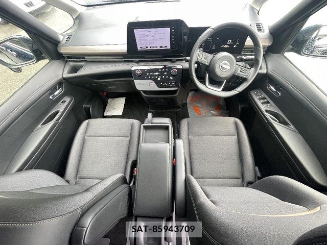 Nissan SERENA 2023-07 8231708-4