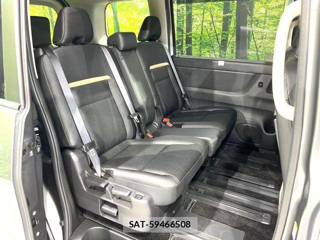 Nissan SERENA 2023-11 8246630-9