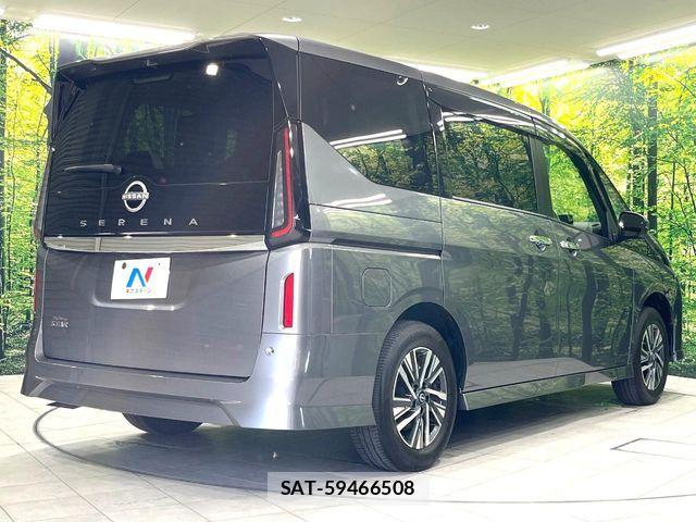 Nissan SERENA 2023-11 8246630-18