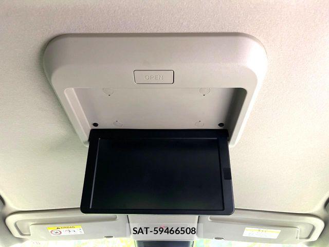 Nissan SERENA 2023-11 8246630-4
