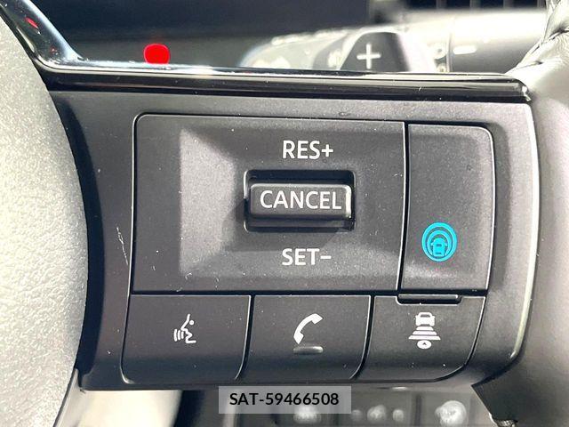 Nissan SERENA 2023-11 8246630-5