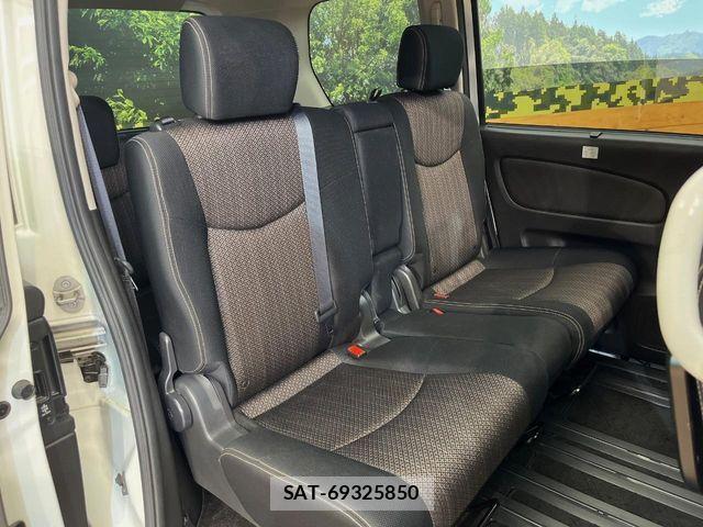 Nissan SERENA 2015-03 8246633-10