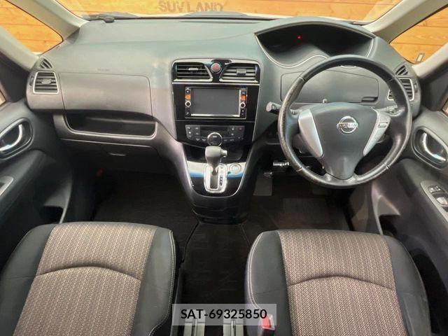Nissan SERENA 2015-03 8246633-1