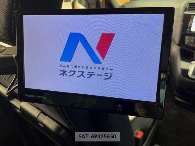 Nissan SERENA 2015-03 8246633-2