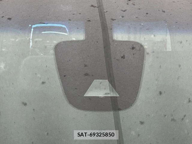 Nissan SERENA 2015-03 8246633-7