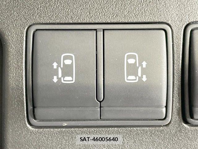 Nissan SERENA 2015-07 8246634-5