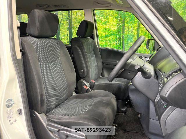 Nissan SERENA 2015-12 8246635-8