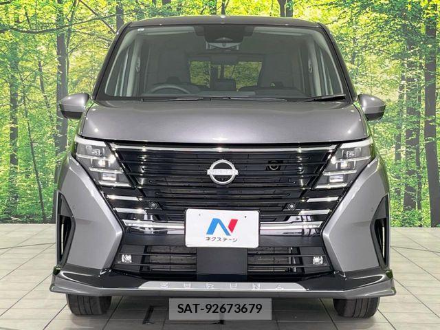 Nissan SERENA 2023-09 8246632-16
