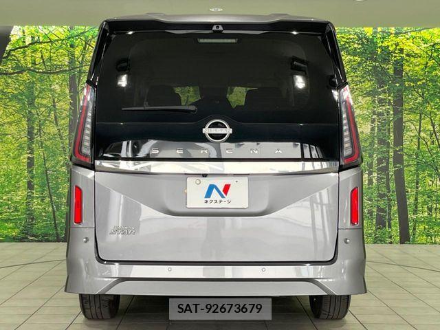 Nissan SERENA 2023-09 8246632-17