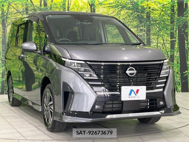 Nissan SERENA 2023-09 8246632-18