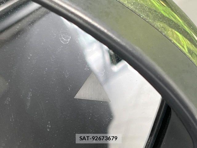 Nissan SERENA 2023-09 8246632-3