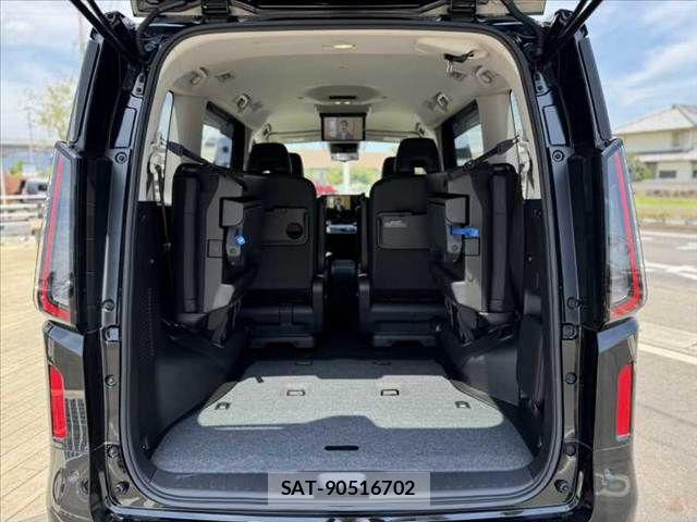 Nissan SERENA 2024-11 8316971-20
