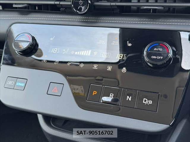Nissan SERENA 2024-11 8316971-6