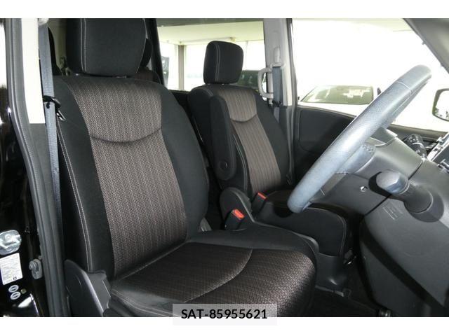 Nissan SERENA 2013-12 8316972-4