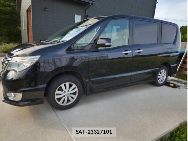 Nissan SERENA 2014-03 8337782-3
